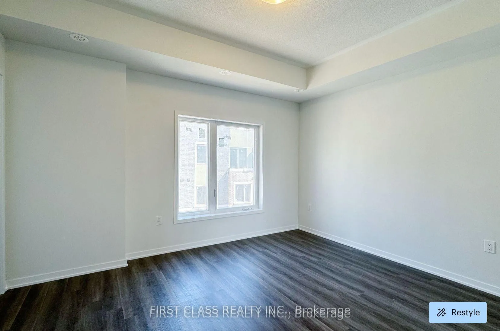 Photo 17 of 19 Mable Smith Way, Vaughan, Vaughan Corporate Centre — HOMEH