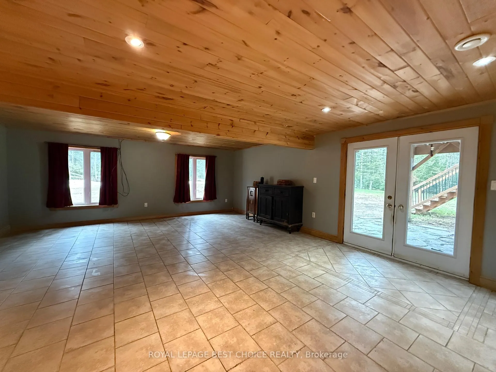 Photo 7 of 917940 Portage Bay Road, Timiskaming, TIM - Outside - Rural — HOMEH