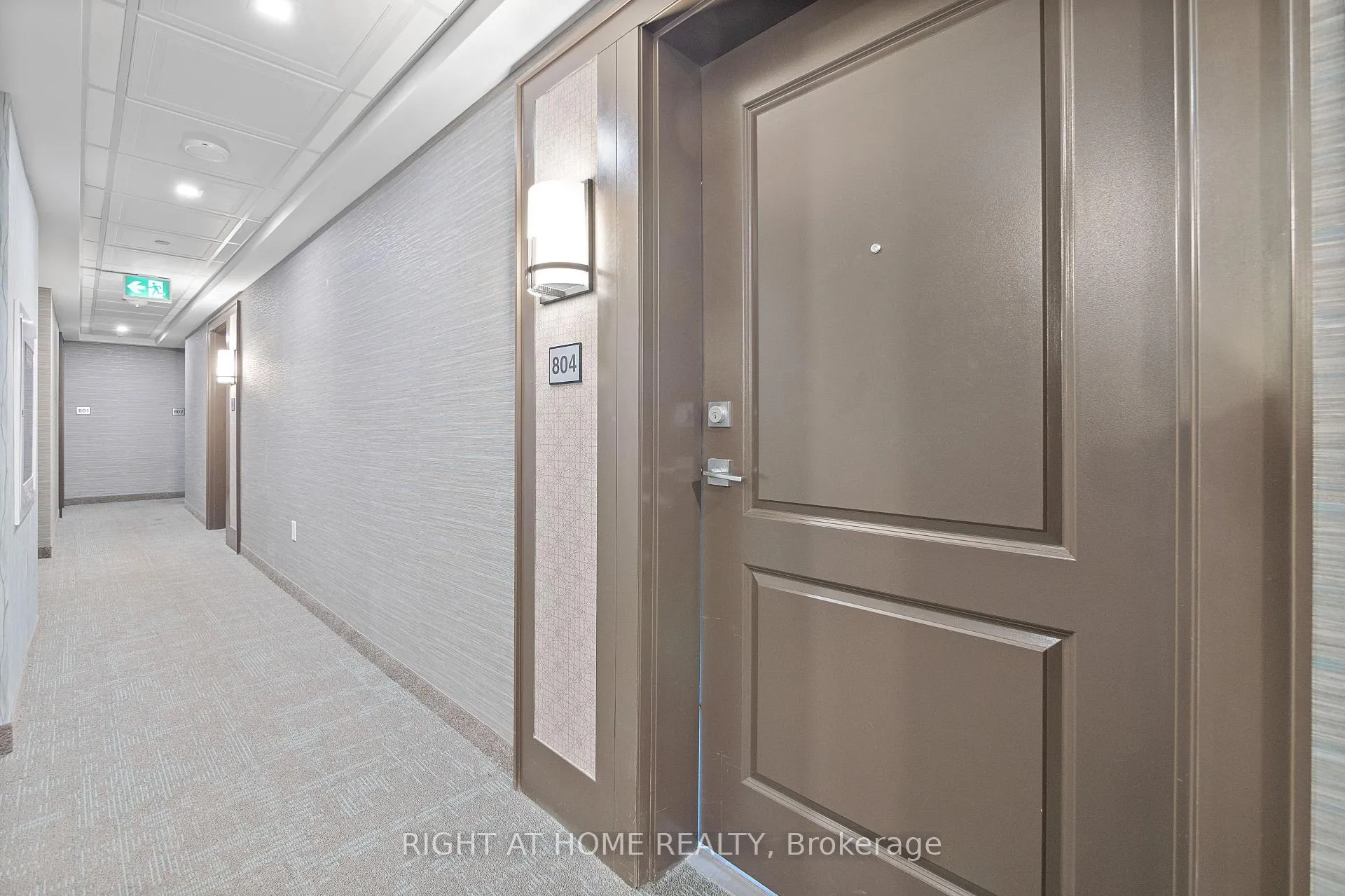 Photo 10 of Unit 804, 450 Dundas Street E, Hamilton, Waterdown — HOMEH