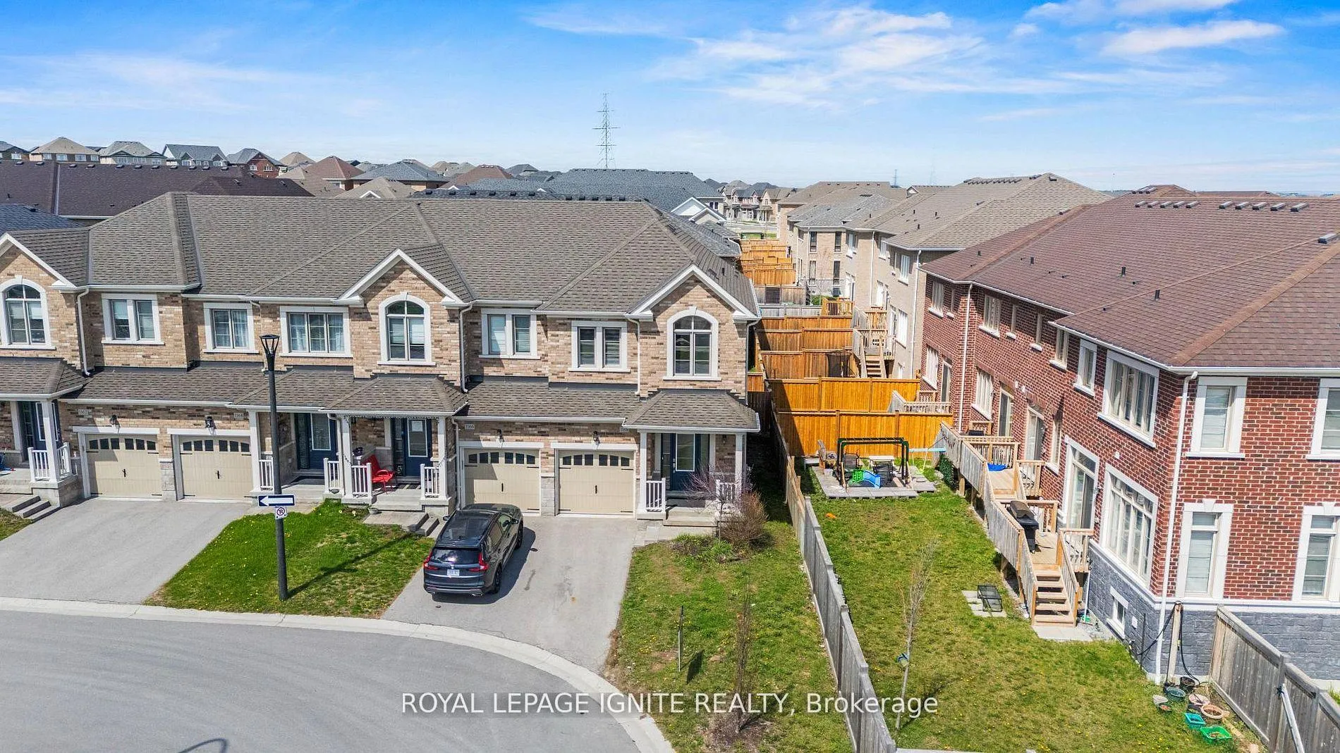 Photo 3 of 1168 Drawstring Lane, Pickering, Rural Pickering — HOMEH