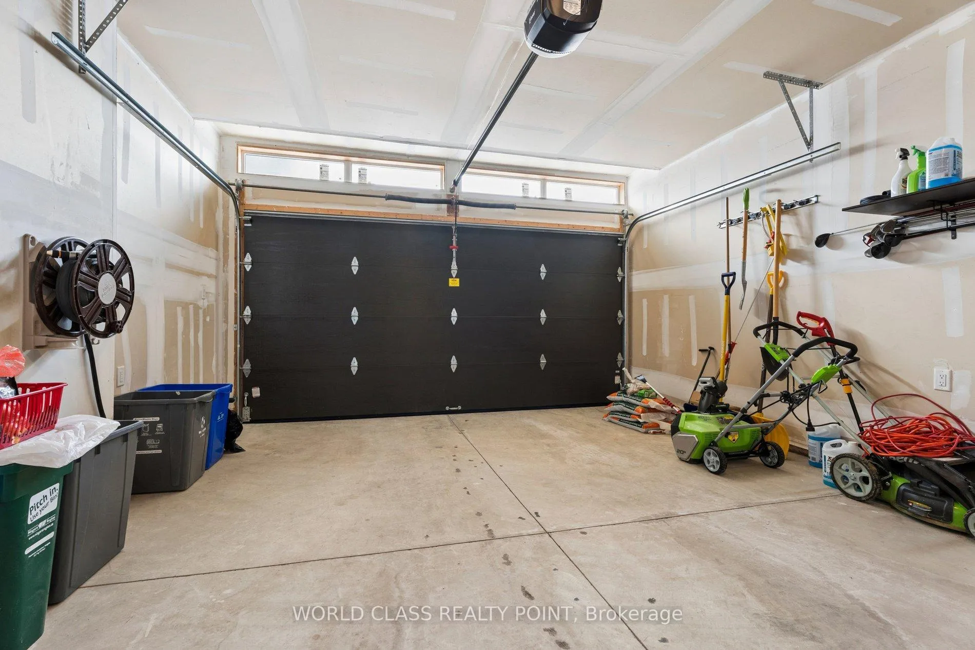 Photo 28 of 4073 Healing Street, Lincoln, Beamsville — HOMEH