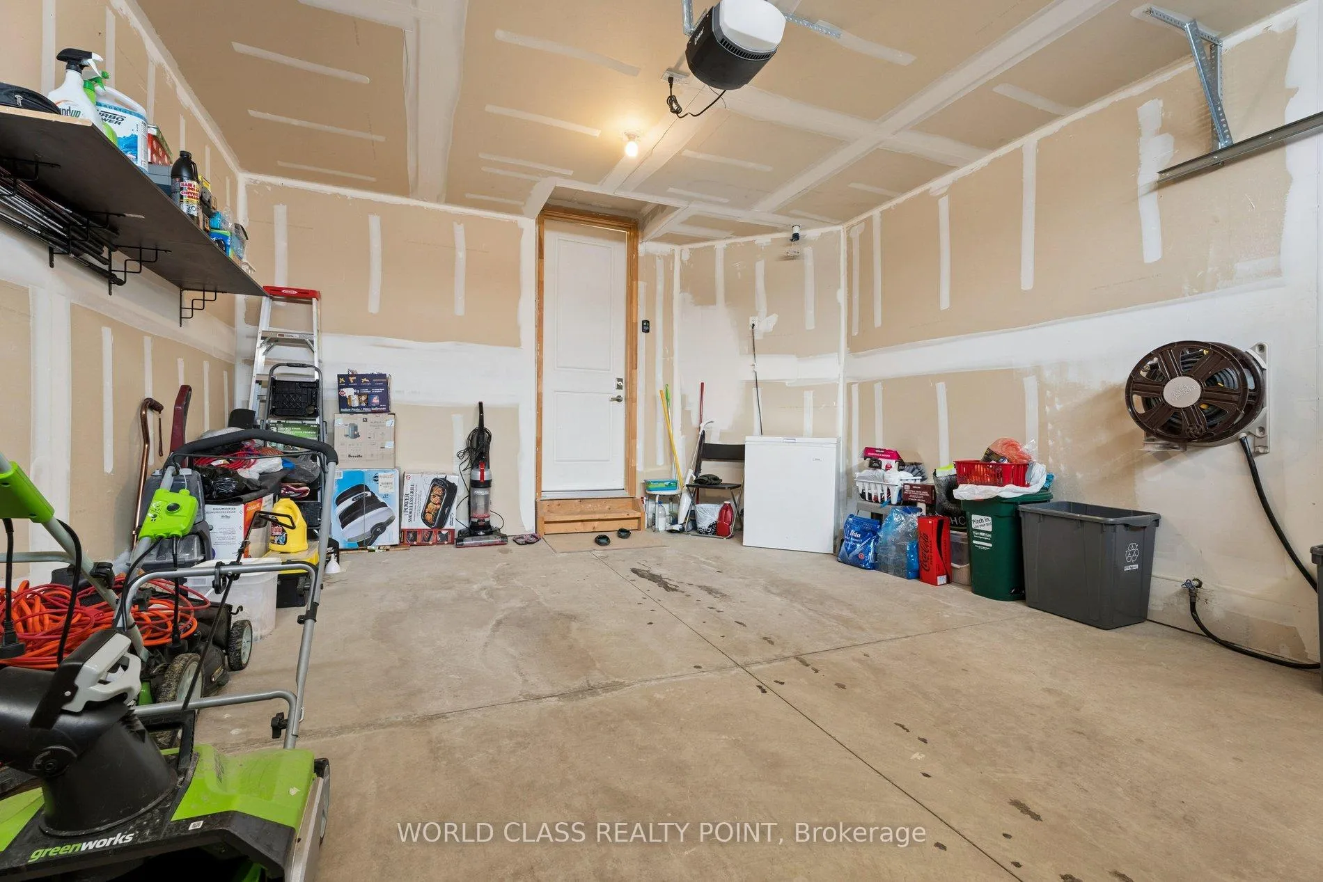 Photo 29 of 4073 Healing Street, Lincoln, Beamsville — HOMEH