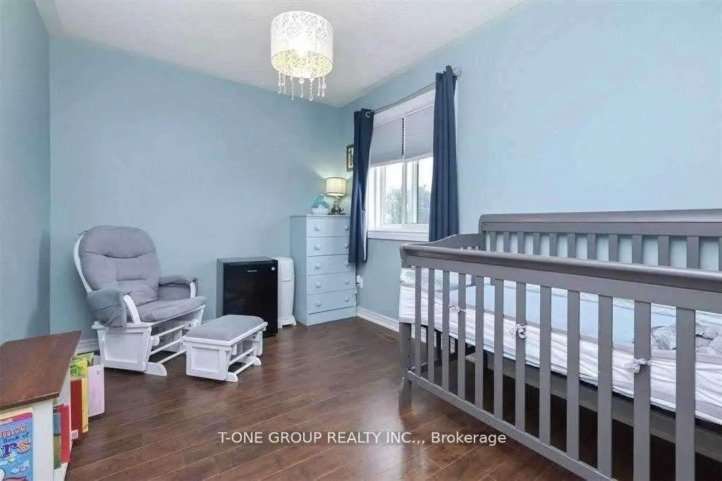 Photo 11 of 4 Brucker Road, Barrie, Holly — HOMEH