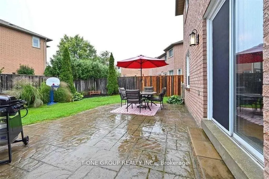 Photo 19 of 4 Brucker Road, Barrie, Holly — HOMEH