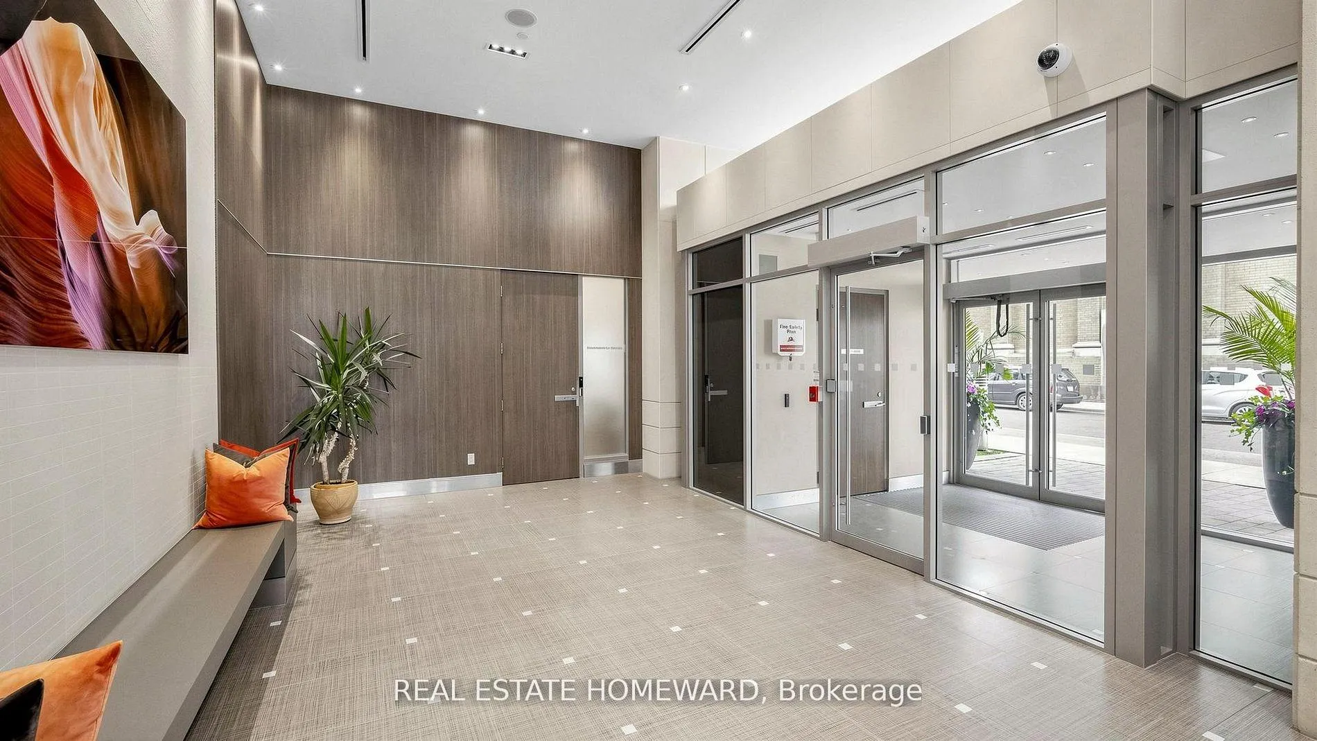 Photo 6 of Unit 503, 500 Sherbourne Street, Toronto, North St. James Town — HOMEH