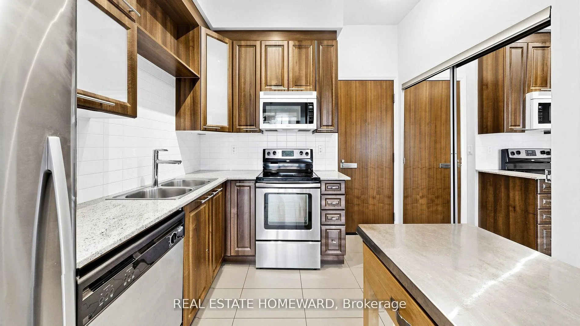 Photo 11 of Unit 503, 500 Sherbourne Street, Toronto, North St. James Town — HOMEH