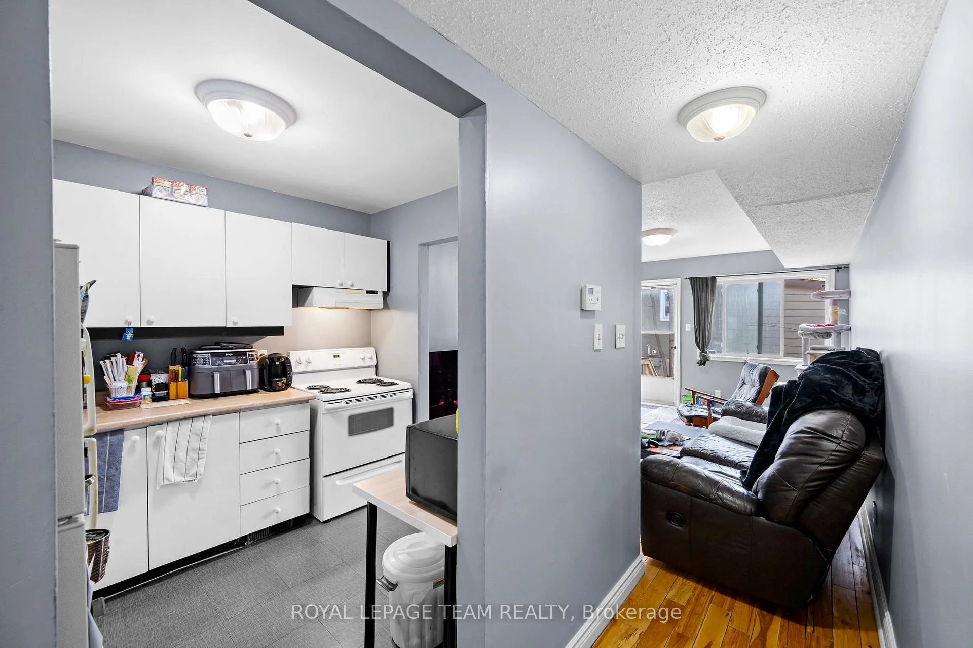 Photo 5 of 58 Beverley Avenue, Ottawa, Hintonburg — HOMEH