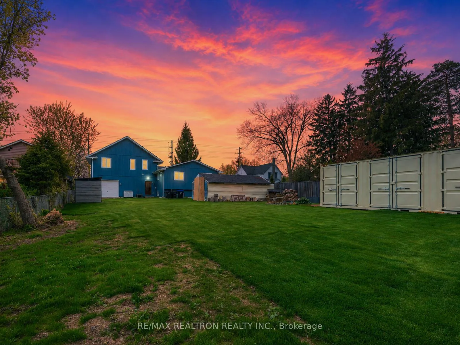 Photo 4 of 1338 Killarney Beach Road, Innisfil, Lefroy — HOMEH