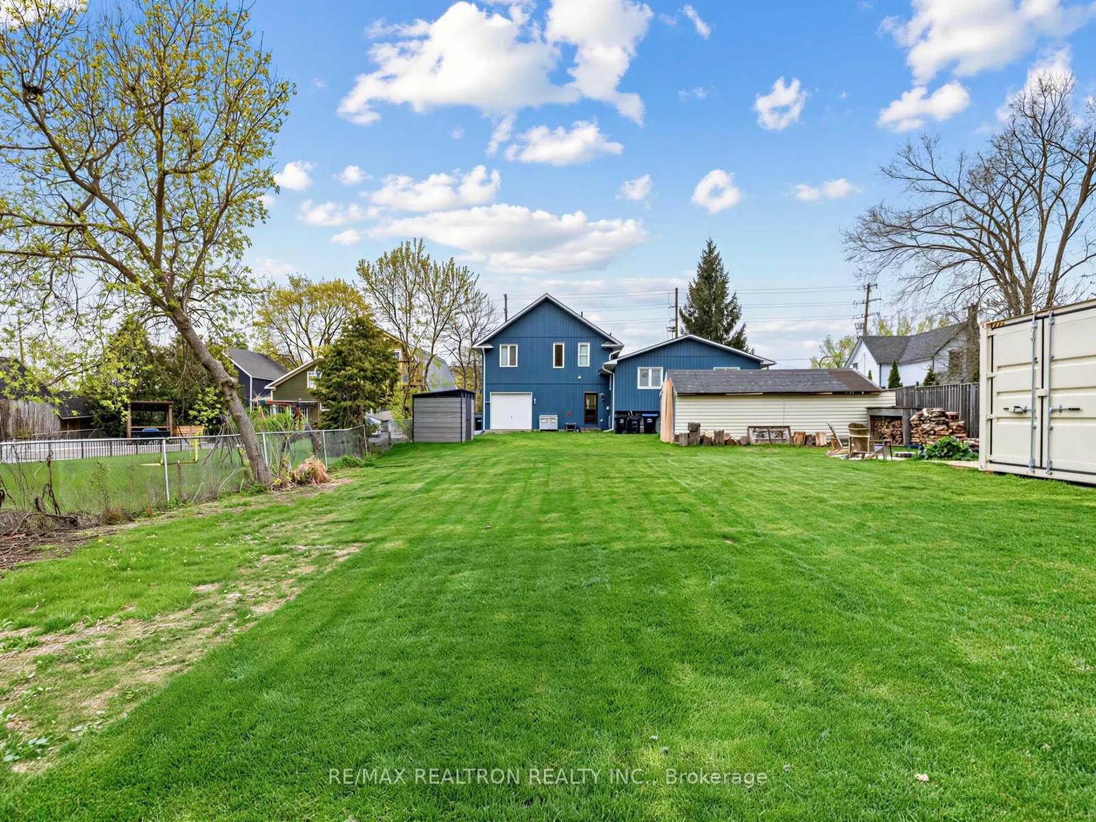 Photo 19 of 1338 Killarney Beach Road, Innisfil, Lefroy — HOMEH