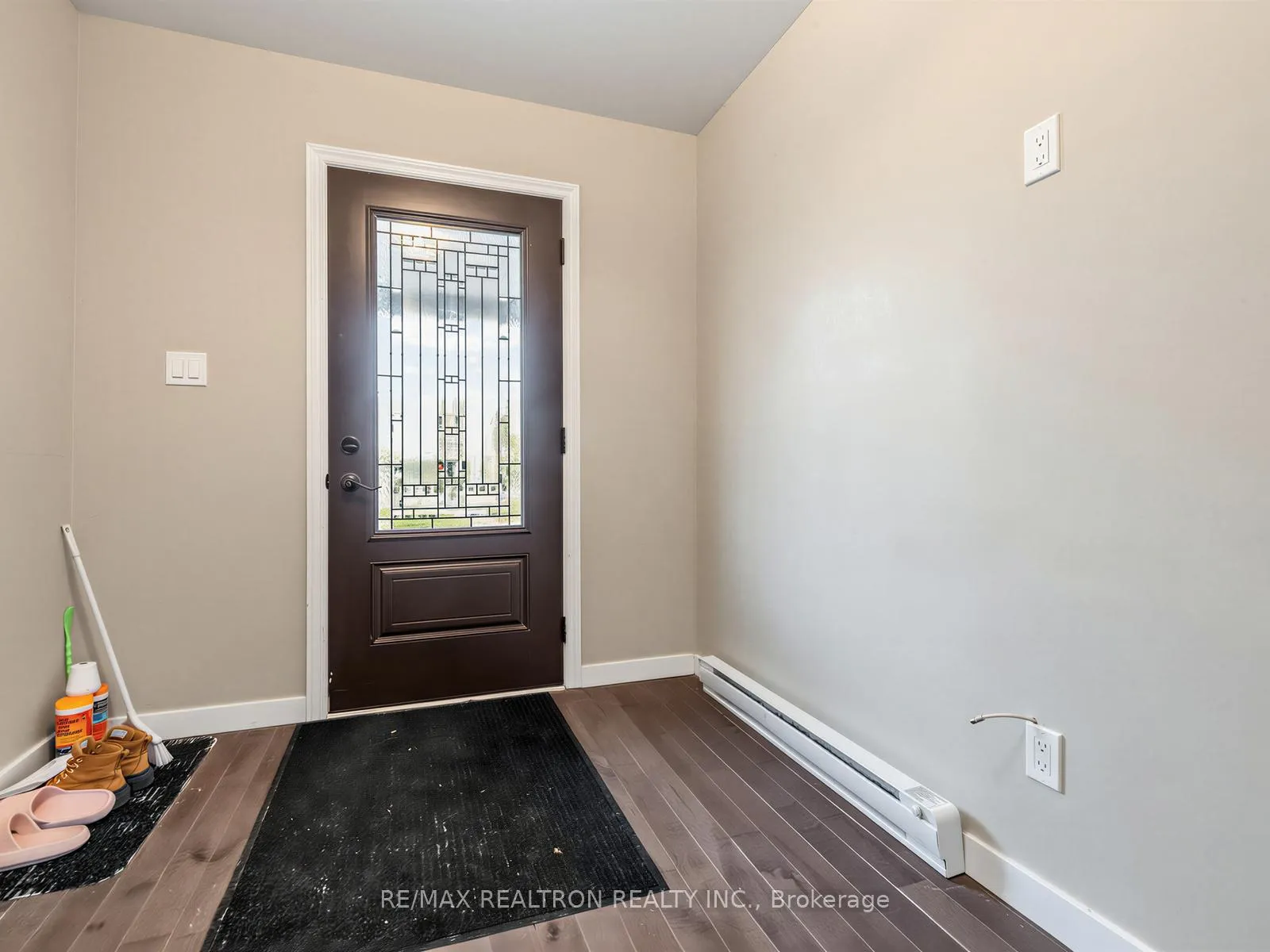 Photo 20 of 1338 Killarney Beach Road, Innisfil, Lefroy — HOMEH