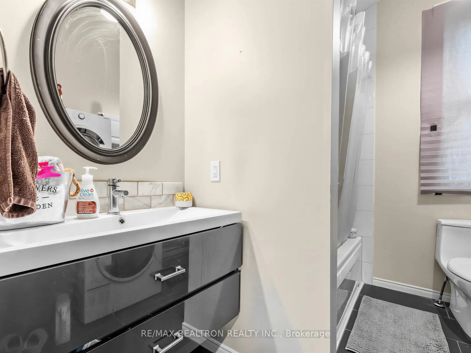 Photo 27 of 1338 Killarney Beach Road, Innisfil, Lefroy — HOMEH