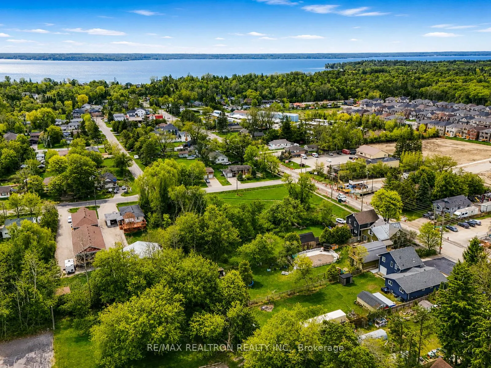 Photo 47 of 1338 Killarney Beach Road, Innisfil, Lefroy — HOMEH