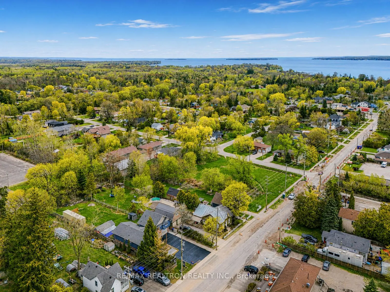 Photo 48 of 1338 Killarney Beach Road, Innisfil, Lefroy — HOMEH