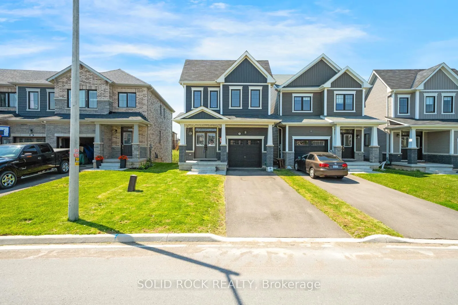 Front of 305 Vanilla Trail