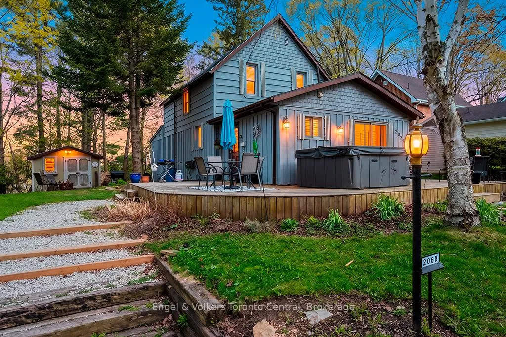 Front of 2068 7TH Avenue W