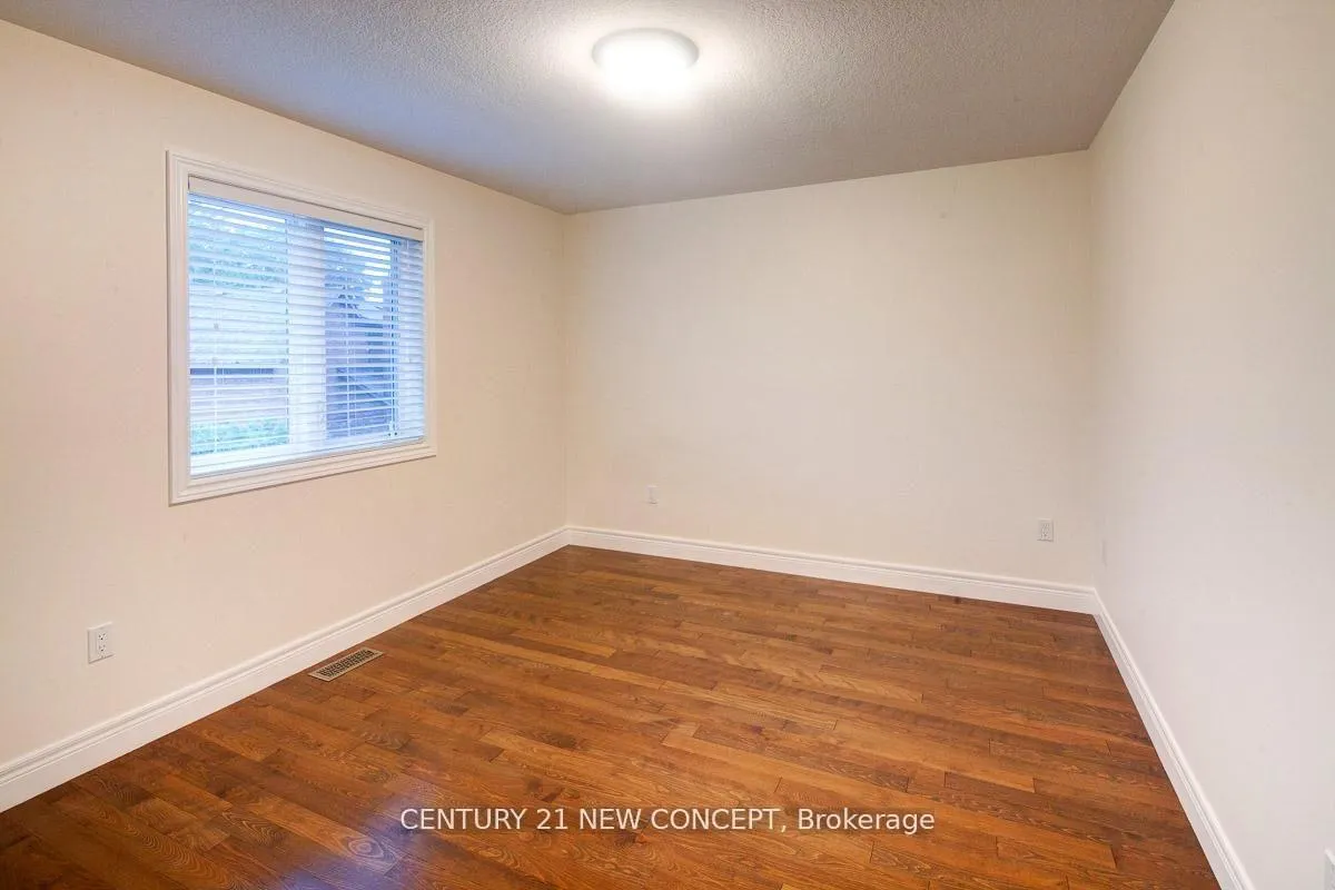 Photo 19 of 678 Garth Street, Hamilton, Westcliffe — HOMEH