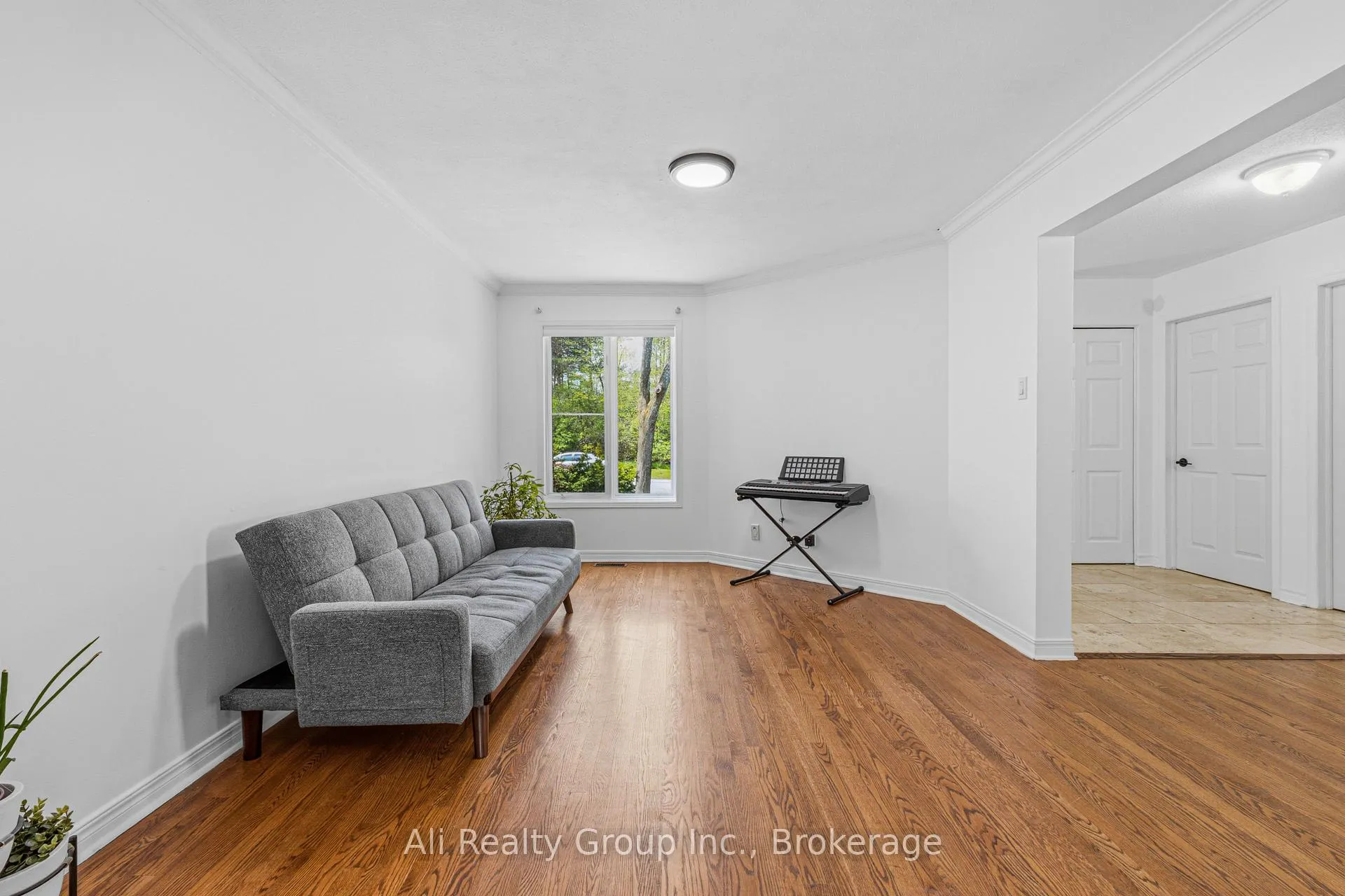 Photo 5 of 132 Grenadier Way, Ottawa, Barrhaven - Longfields — HOMEH