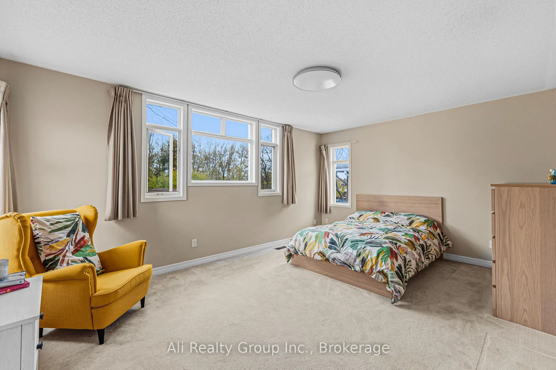 Photo 12 of 132 Grenadier Way, Ottawa, Barrhaven - Longfields — HOMEH