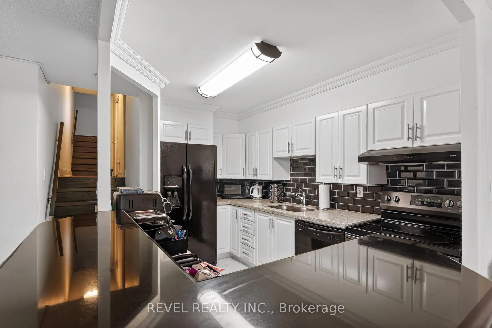 Photo 5 of Unit 403, 11 Wincott Drive, Etobicoke, Kingsview Village-The Westway — HOMEH