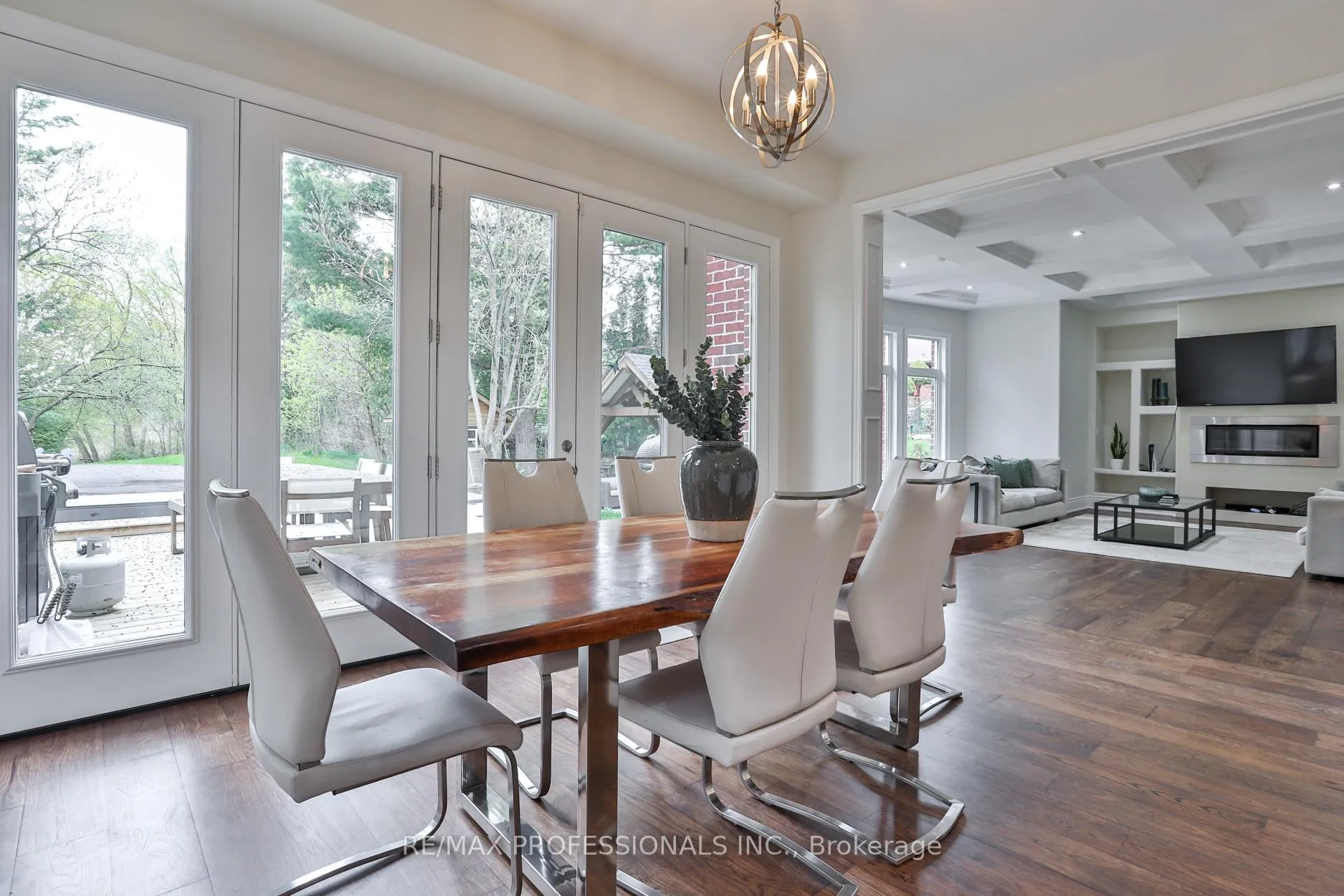 Photo 14 of 52 Bonnyview Drive, Etobicoke, Stonegate-Queensway — HOMEH