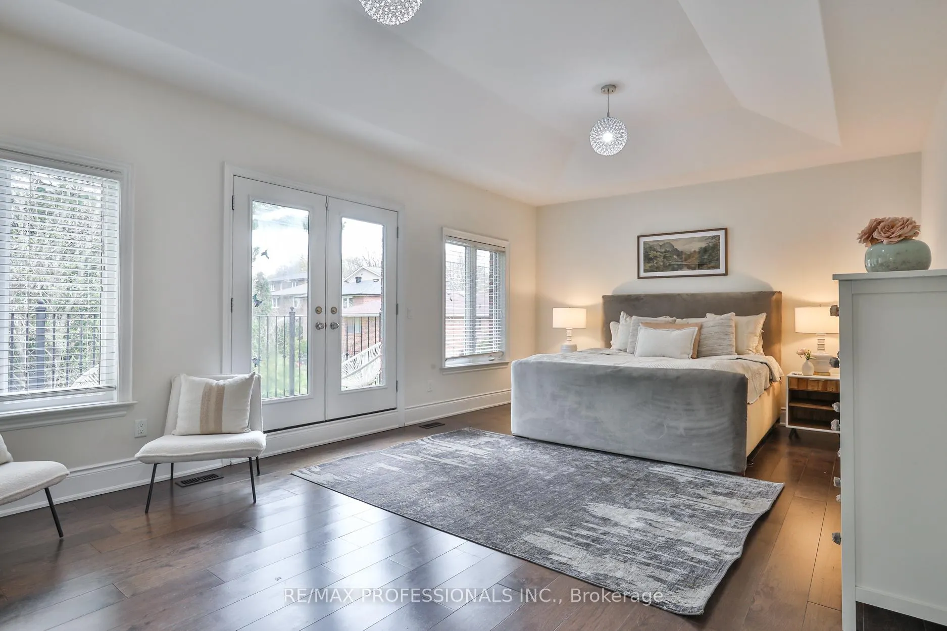 Photo 25 of 52 Bonnyview Drive, Etobicoke, Stonegate-Queensway — HOMEH