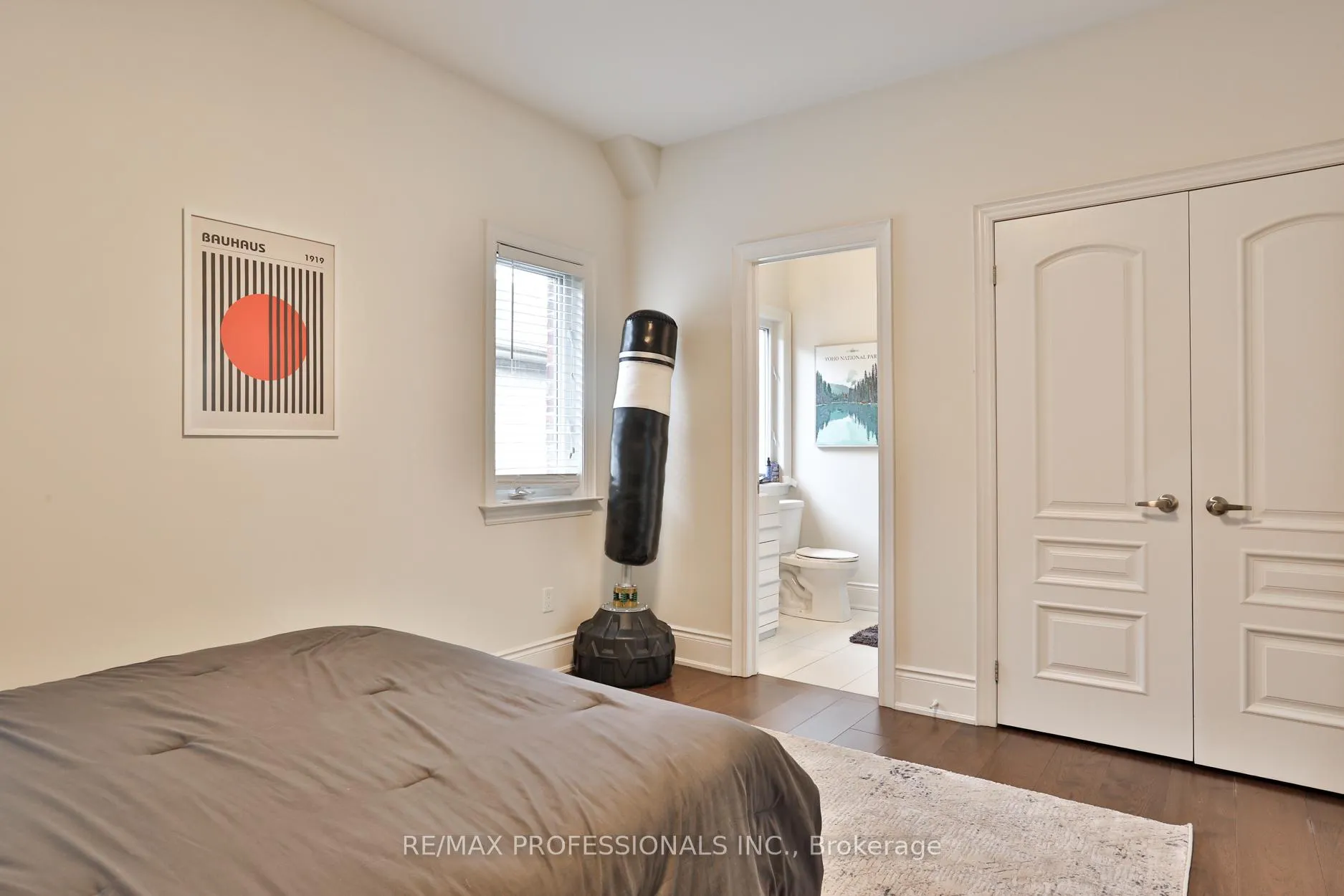 Photo 36 of 52 Bonnyview Drive, Etobicoke, Stonegate-Queensway — HOMEH