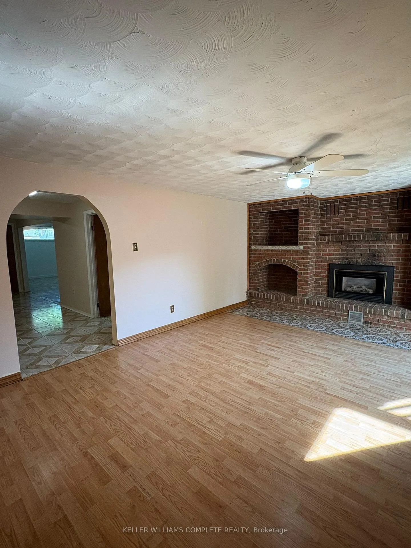 Photo 5 of Unit Lower, 357 Gage Court, Burlington, LaSalle — HOMEH