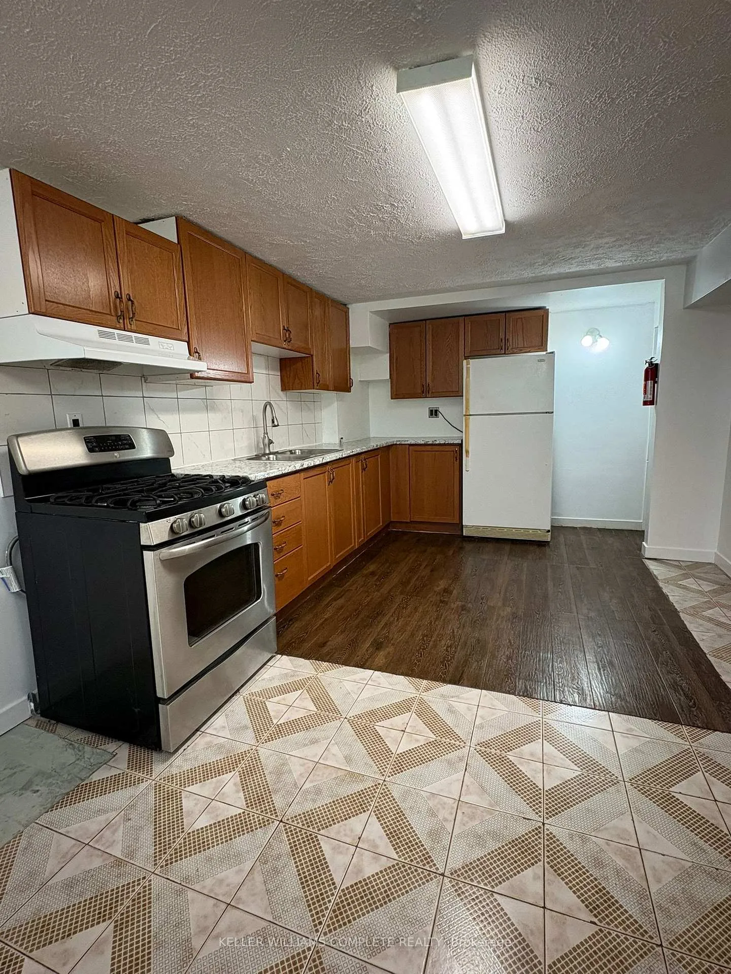 Photo 13 of Unit Lower, 357 Gage Court, Burlington, LaSalle — HOMEH