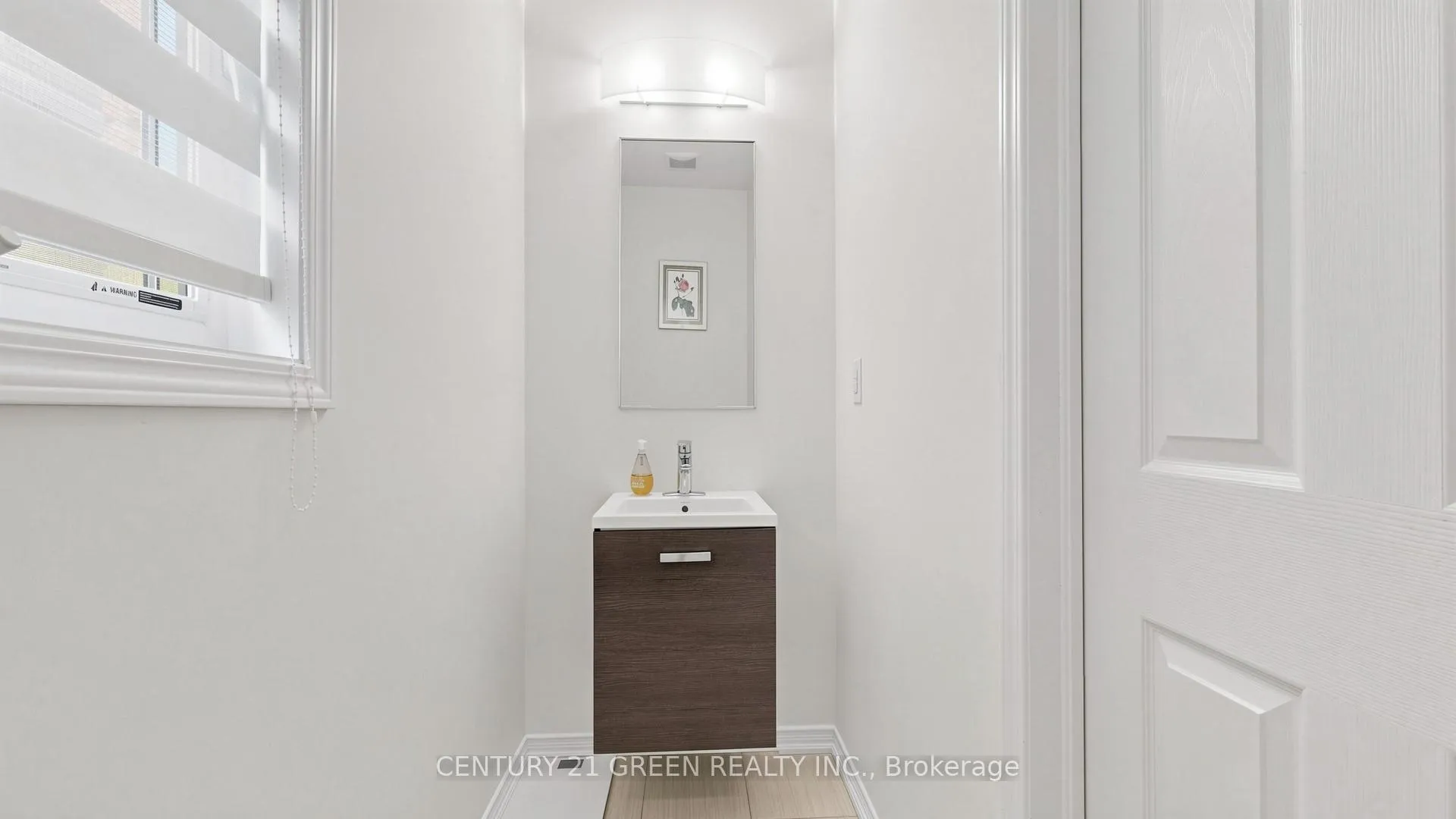 Photo 38 of 7849 Hoptree Road, Niagara Falls, Brown — HOMEH