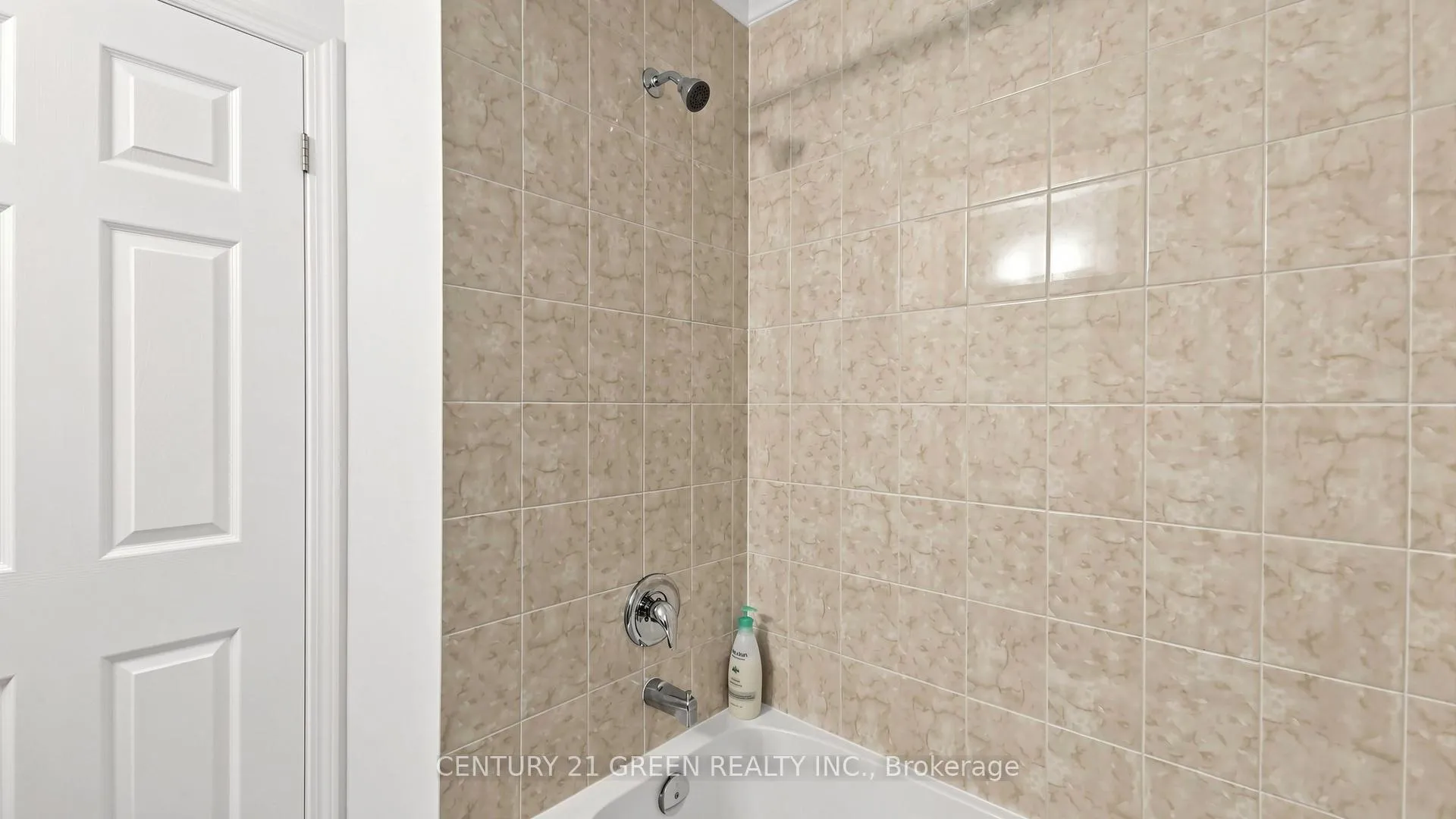 Photo 21 of 7849 Hoptree Road, Niagara Falls, Brown — HOMEH