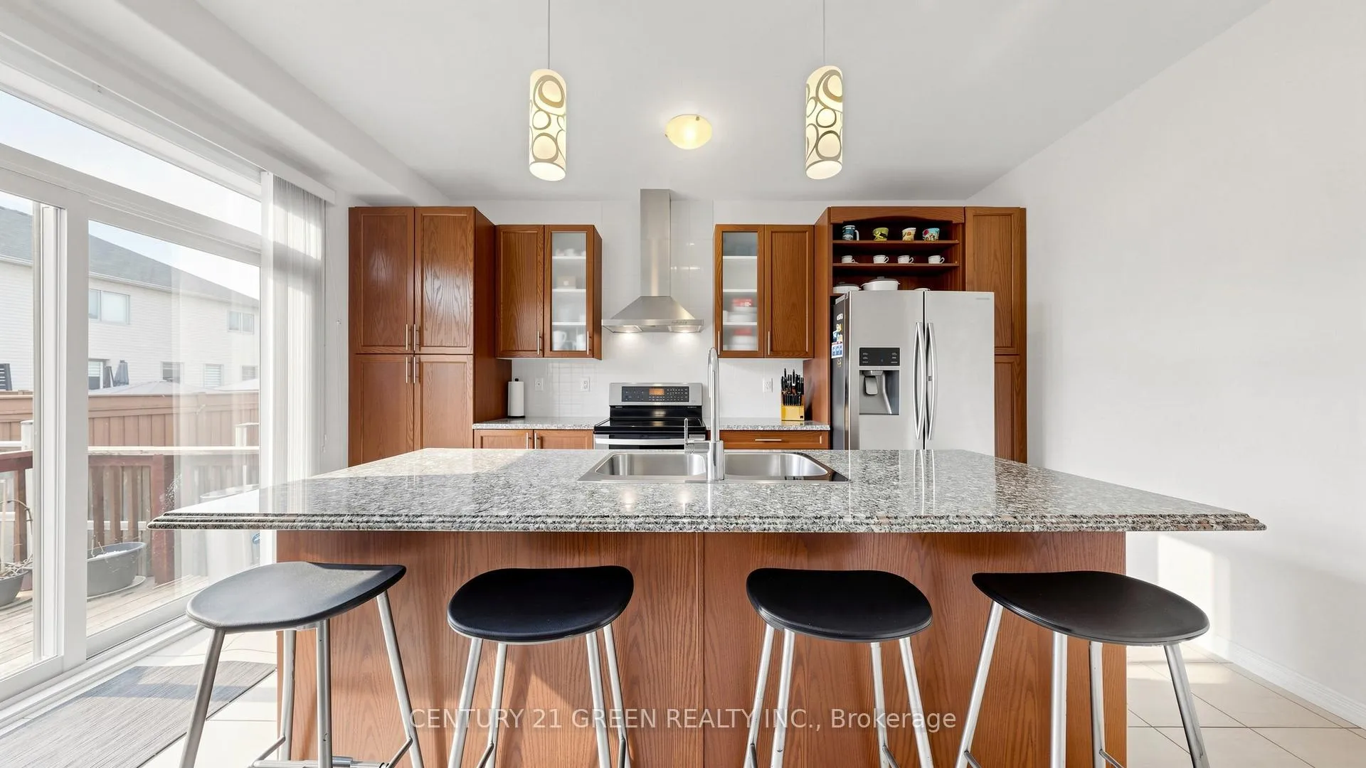 Photo 23 of 7849 Hoptree Road, Niagara Falls, Brown — HOMEH