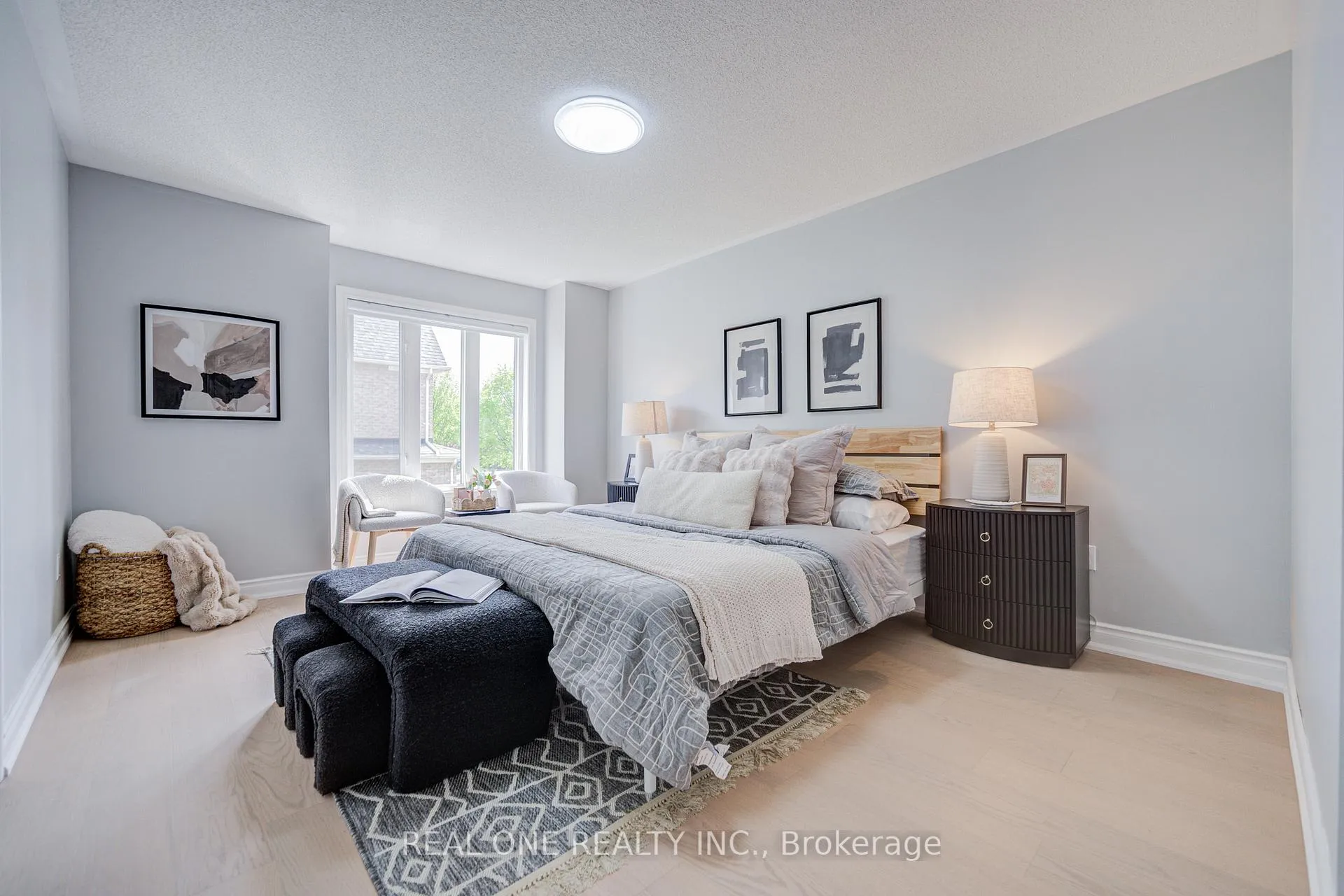 Photo 36 of 111 Viscount Drive, Markham, Berczy — HOMEH
