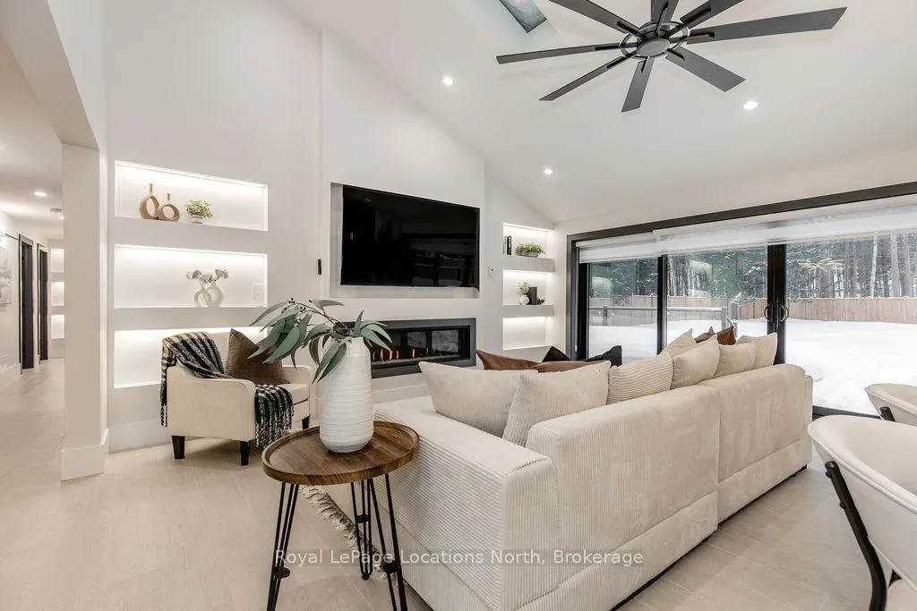 Photo 5 of 478 Golf Course Road, Wasaga Beach — HOMEH