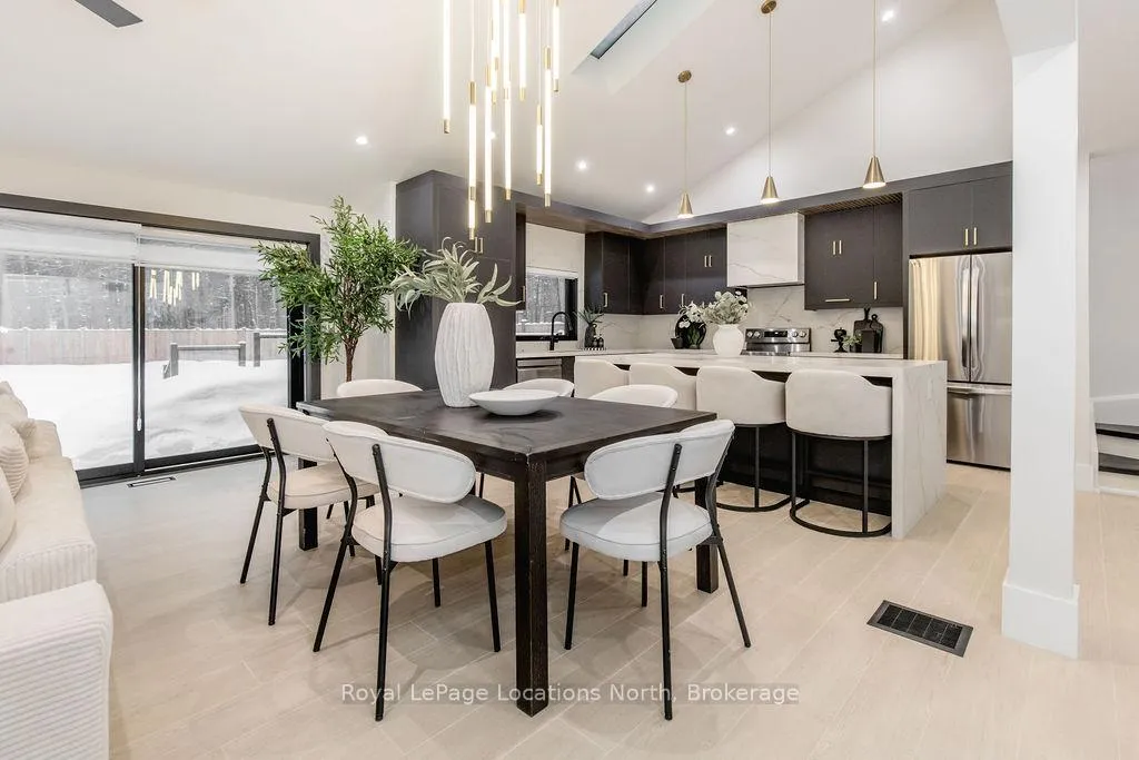 Photo 9 of 478 Golf Course Road, Wasaga Beach — HOMEH