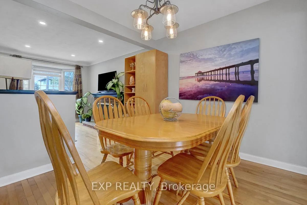 Photo 11 of 576 Browning Avenue, Ottawa, Riverview Park — HOMEH
