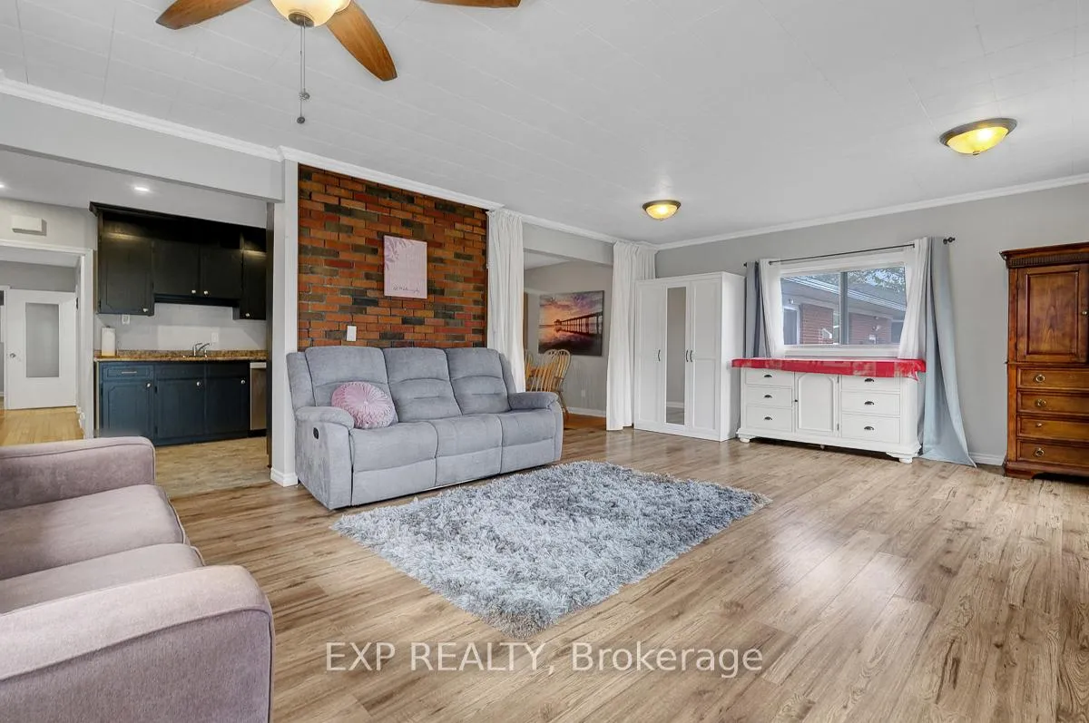Photo 15 of 576 Browning Avenue, Ottawa, Riverview Park — HOMEH