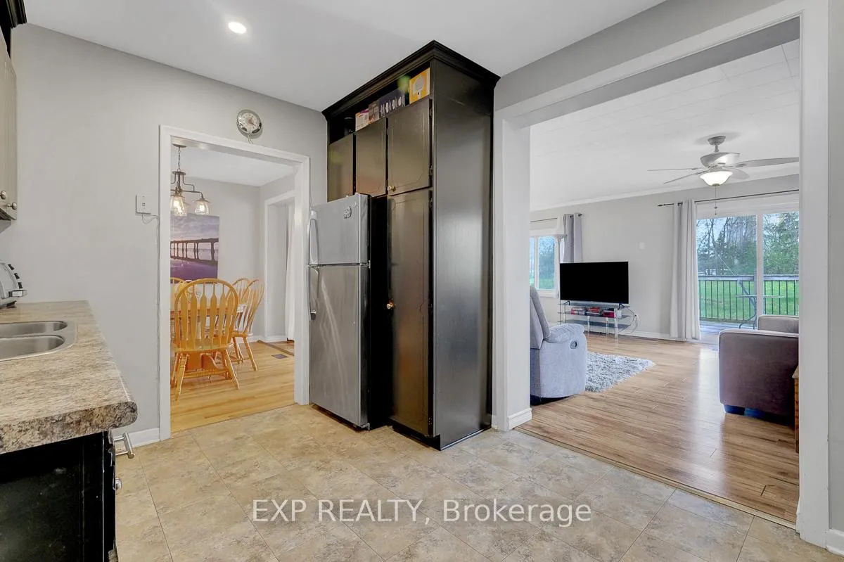 Photo 17 of 576 Browning Avenue, Ottawa, Riverview Park — HOMEH