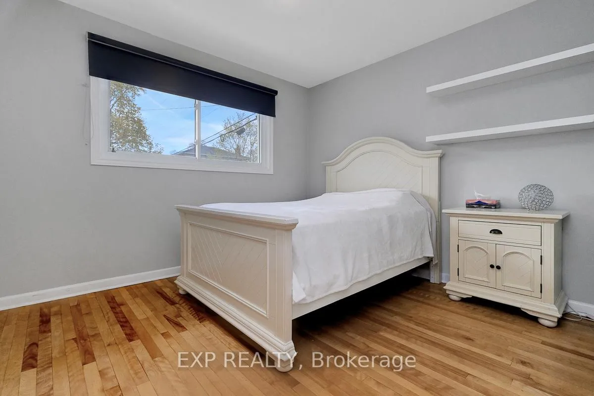 Photo 22 of 576 Browning Avenue, Ottawa, Riverview Park — HOMEH