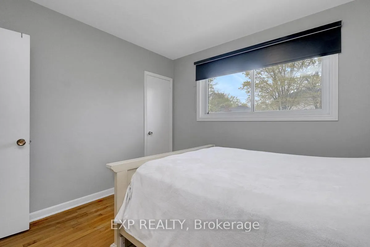 Photo 23 of 576 Browning Avenue, Ottawa, Riverview Park — HOMEH