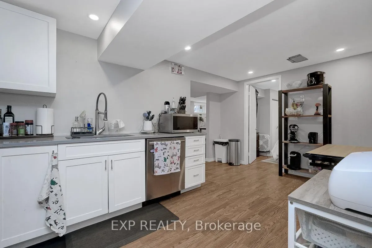 Photo 36 of 576 Browning Avenue, Ottawa, Riverview Park — HOMEH