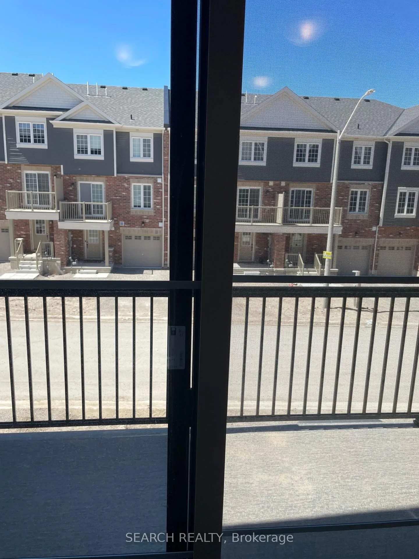 Photo 17 of 10 Silo Mews, Barrie, Rural Barrie Southeast — HOMEH