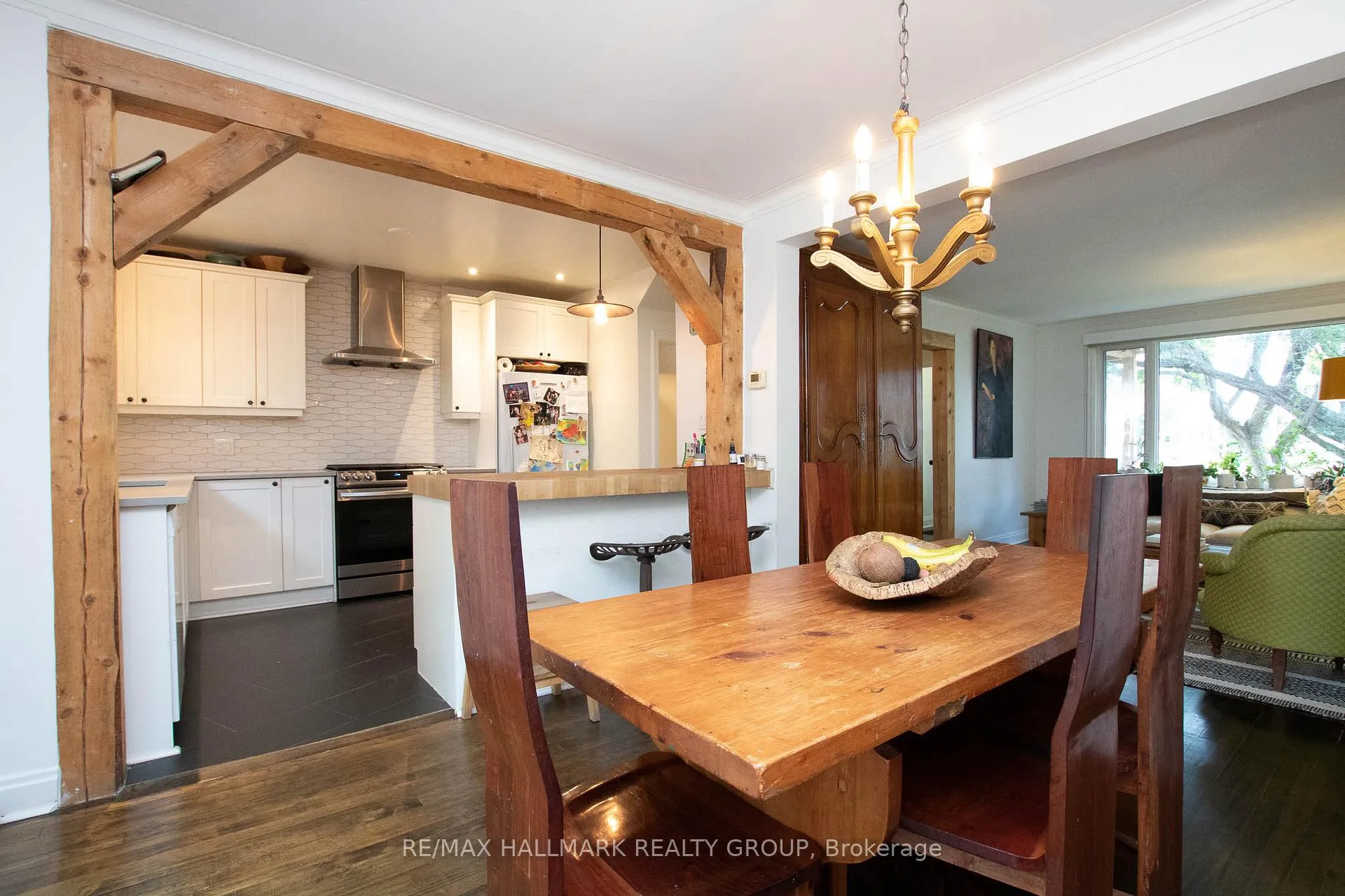 Photo 9 of 42 Glengarry Road, Ottawa, Ottawa East — HOMEH