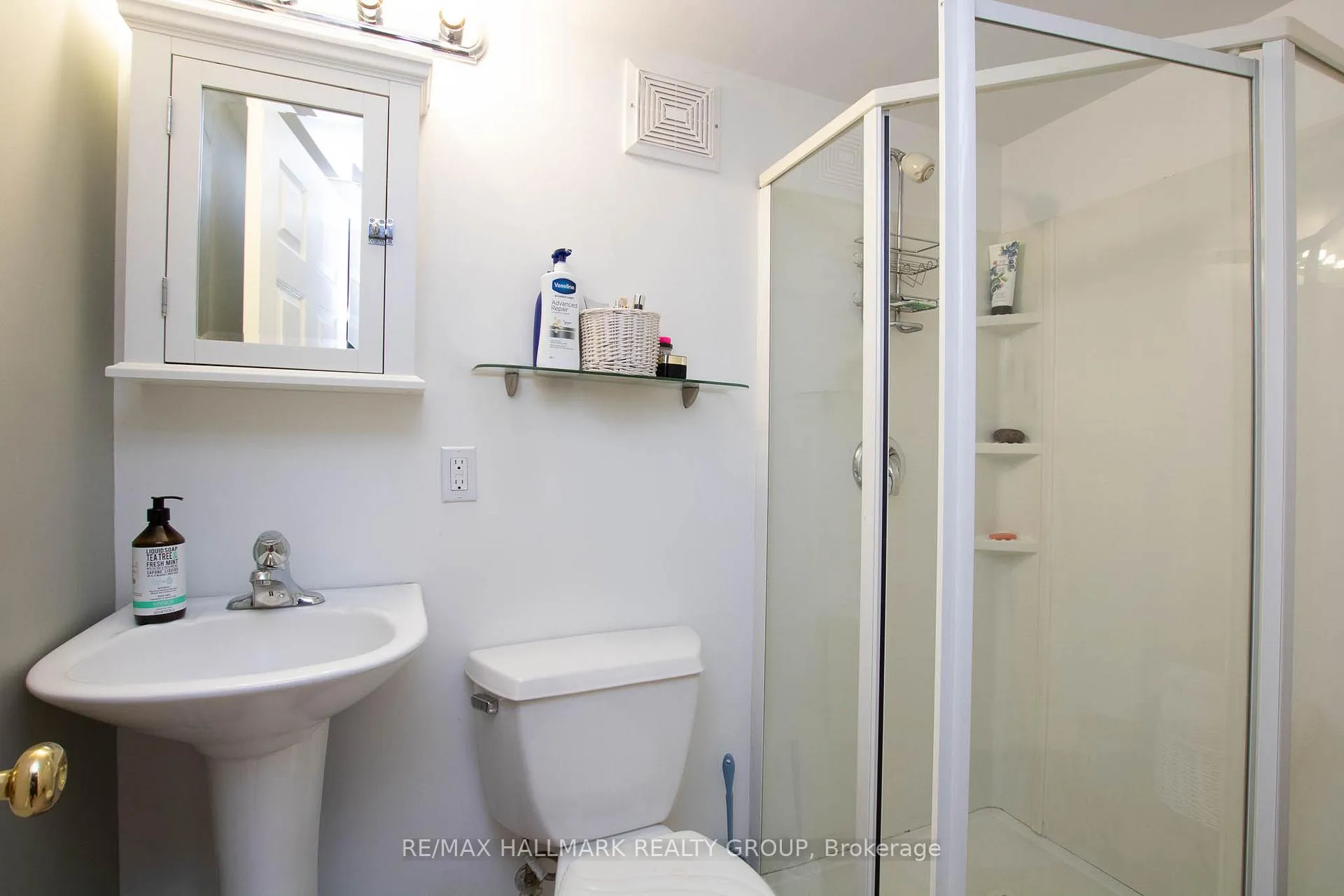 Photo 32 of 42 Glengarry Road, Ottawa, Ottawa East — HOMEH