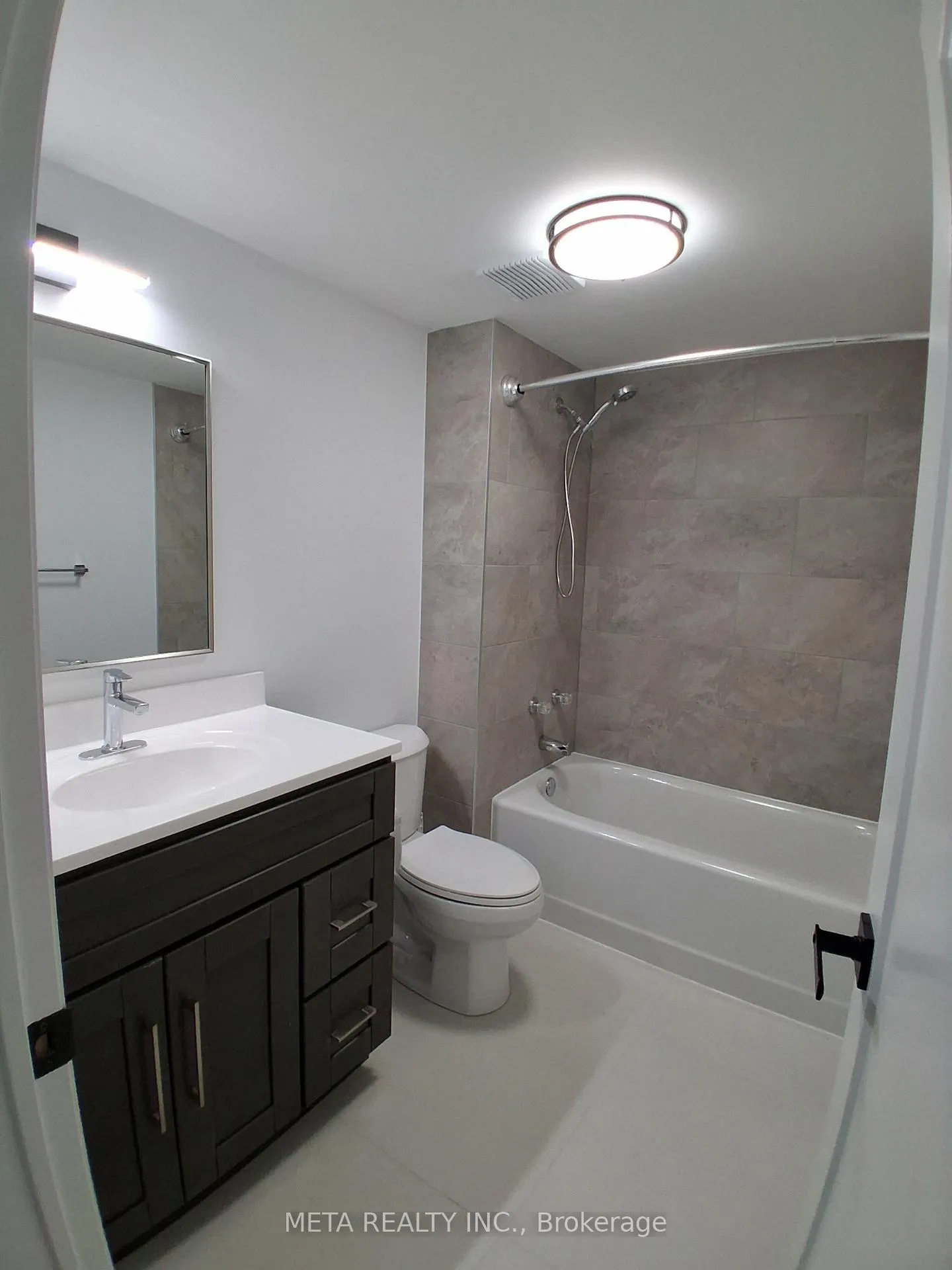 Photo 16 of Unit 211, 1 Quail Crescent, Barrie, Ardagh — HOMEH