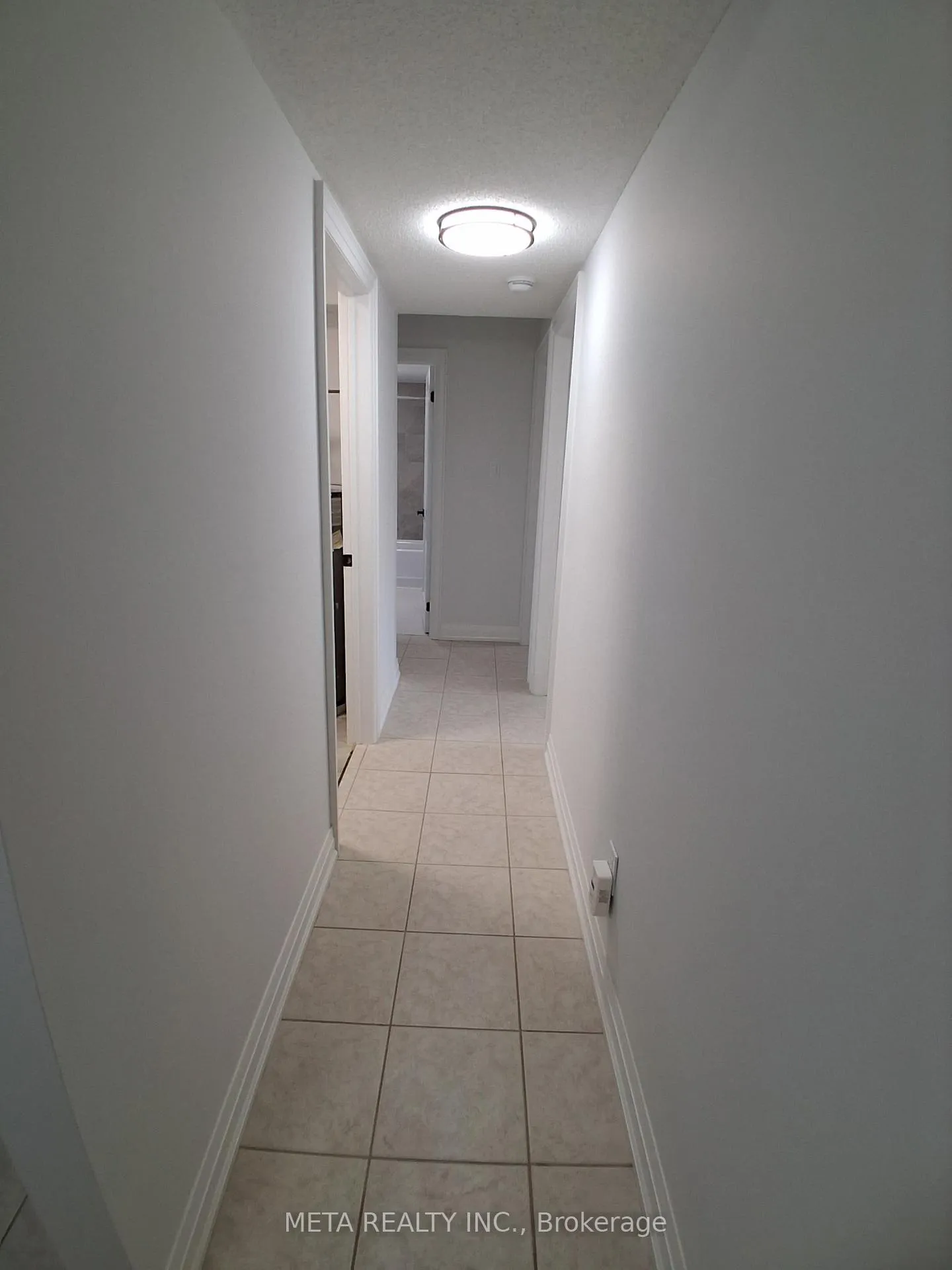 Photo 19 of Unit 211, 1 Quail Crescent, Barrie, Ardagh — HOMEH