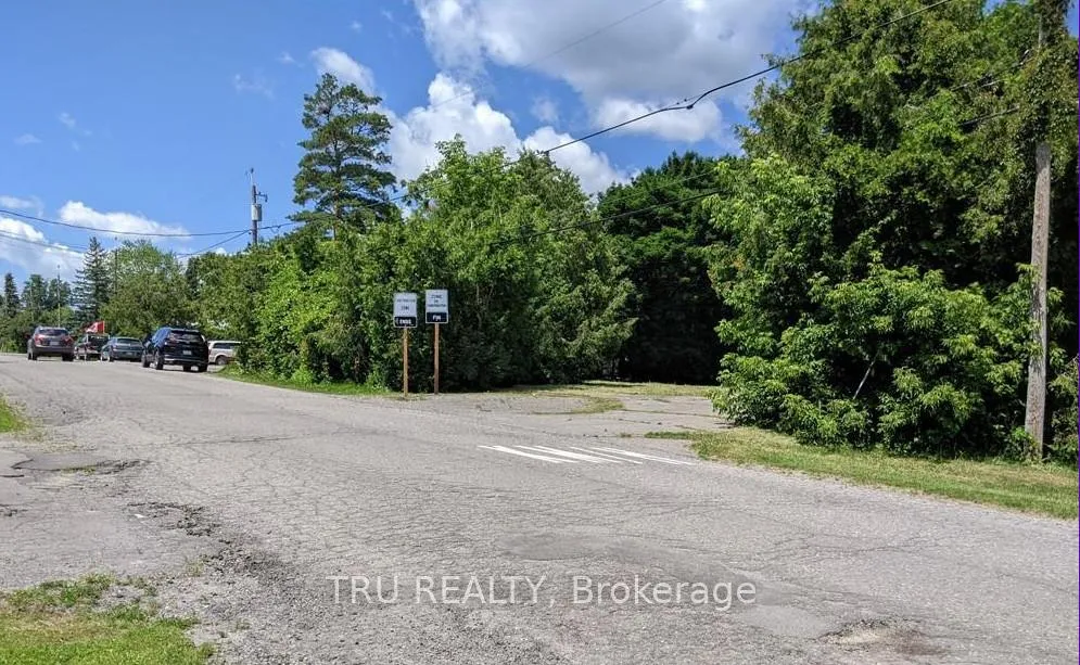 Photo 3 of 7101 Mason Street, Ottawa, Greely — HOMEH