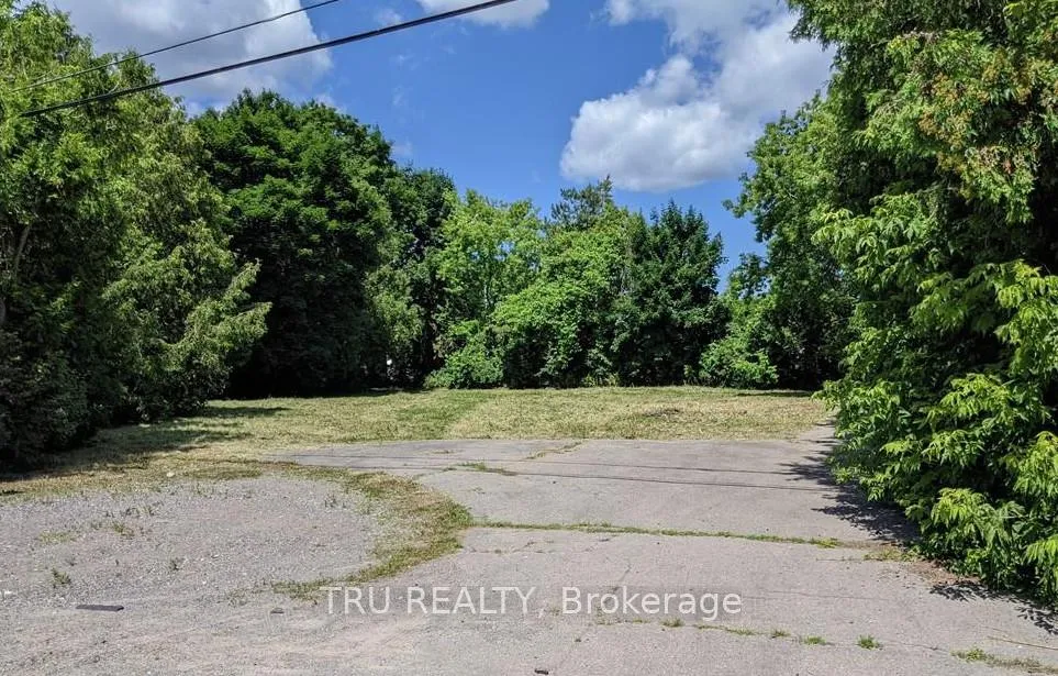 Photo 4 of 7101 Mason Street, Ottawa, Greely — HOMEH