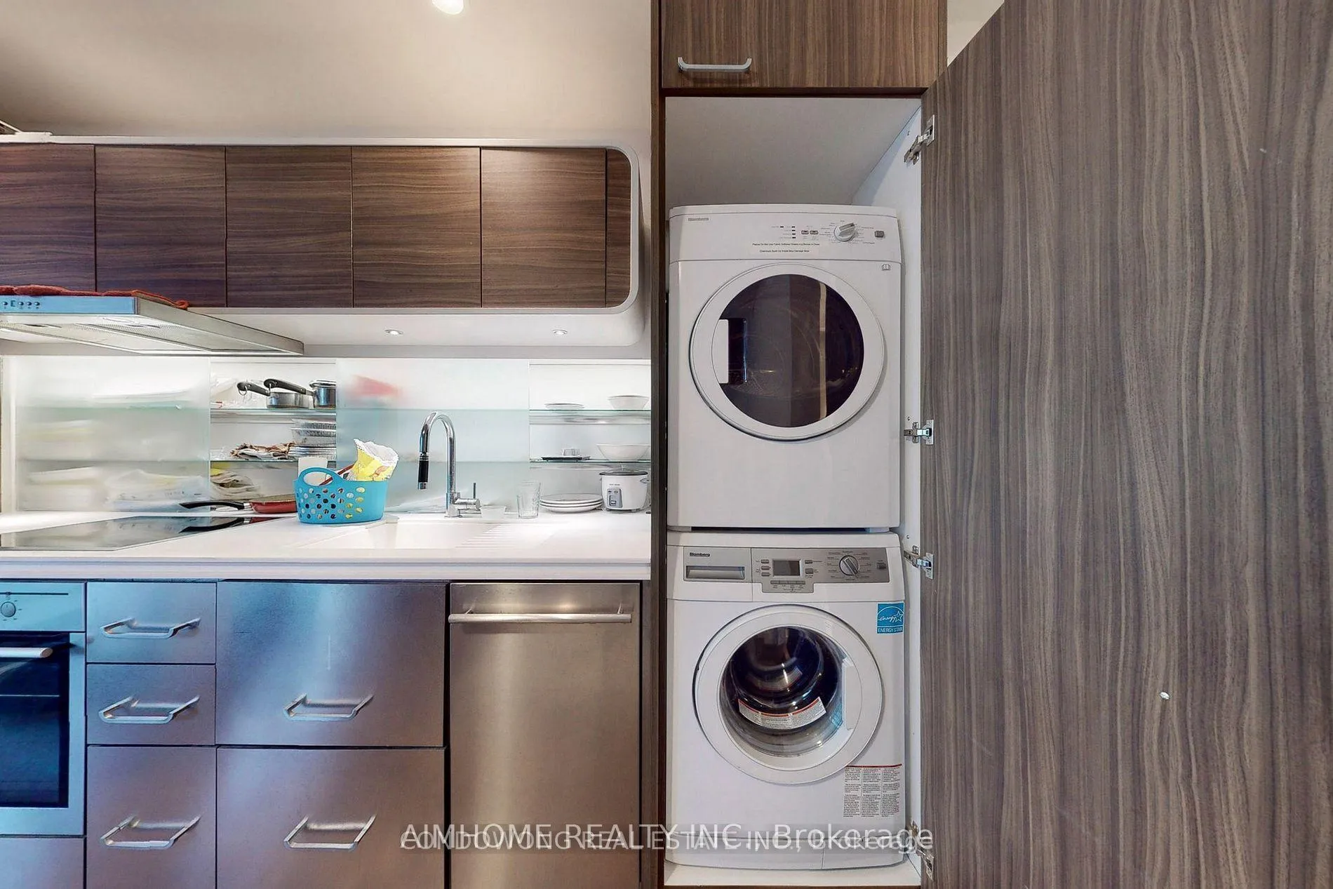 Photo 8 of Unit 1103, 45 Charles Street E, Toronto, Church-Yonge Corridor — HOMEH