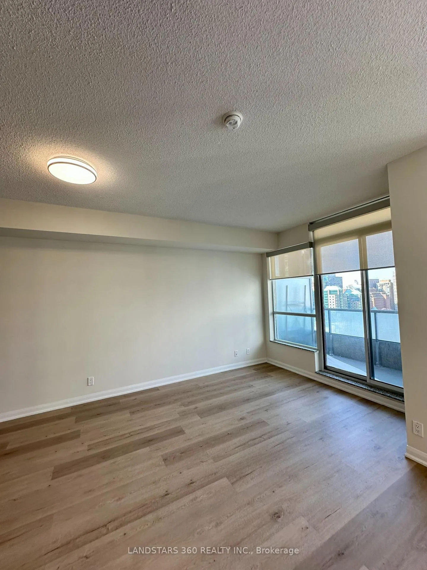 Photo 7 of Unit 1702, 500 Sherbourne Street, Toronto, North St. James Town — HOMEH