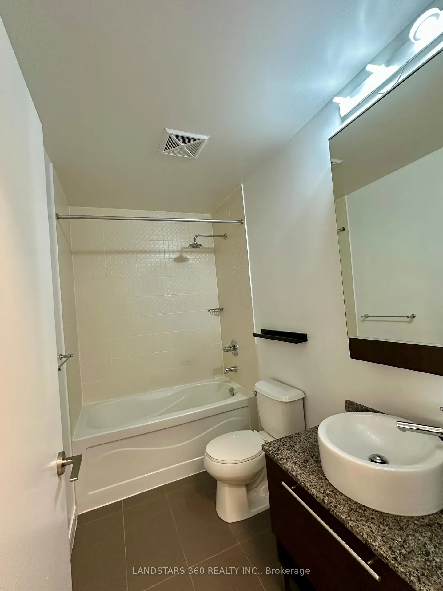 Photo 11 of Unit 1702, 500 Sherbourne Street, Toronto, North St. James Town — HOMEH